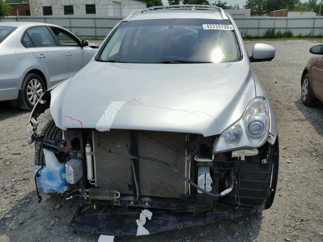 JNKAJ09F69M951123 - 2009 INFINITI EX35 BASE SILVER photo 9