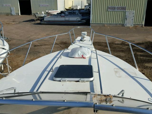 XEU90666J889 - 1989 SUNR BOAT WHITE photo 11