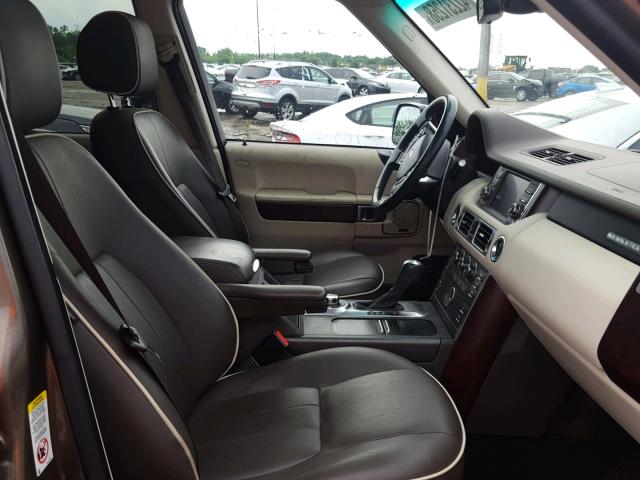 SALME1D48BA340928 - 2011 LAND ROVER RANGE ROVE TAN photo 5