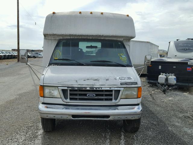 1FDXE45S25HA51814 - 2005 FORD F-350 WHITE photo 9