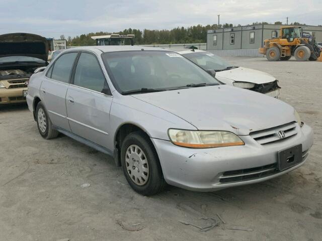 1HGCF86612A130910 - 2002 HONDA ACCORD VAL SILVER photo 1