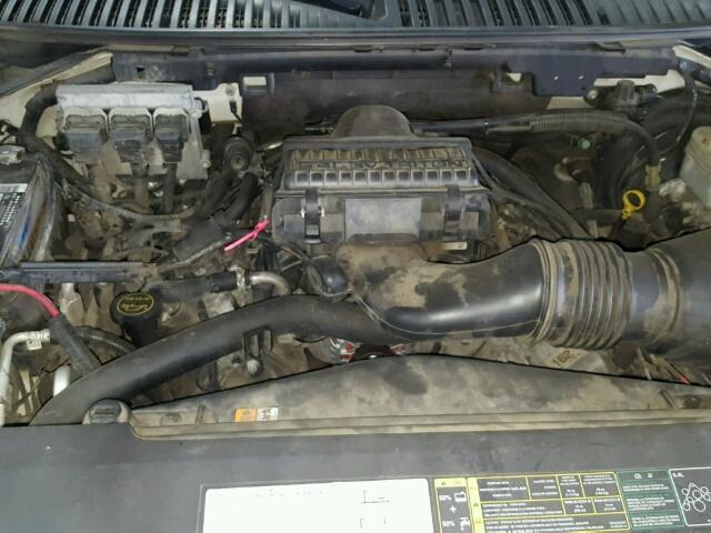 5LMFU28586LJ05928 - 2006 LINCOLN NAVIGATOR 白色 照片 7