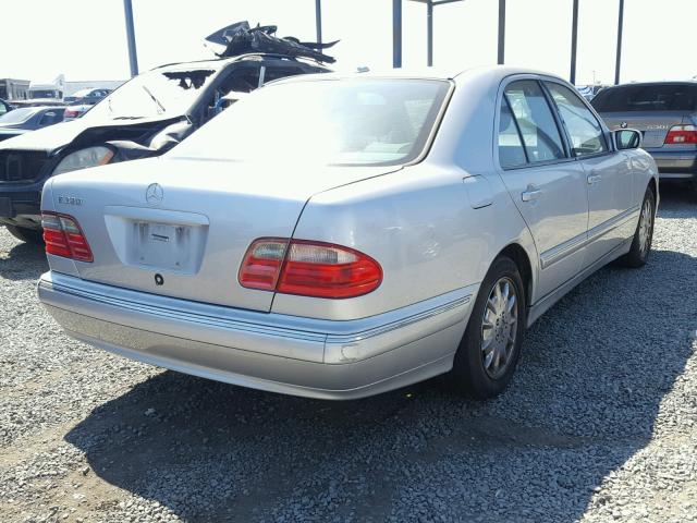 WDBJF65J1YB138281 - 2000 MERCEDES-BENZ E SILVER photo 4