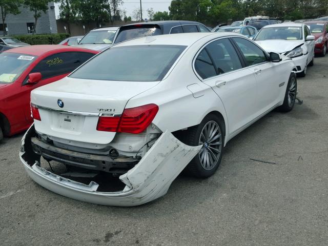 WBAKA8C57BCY37225 - 2011 BMW ALPINA B7 თეთრი ფოტო 4