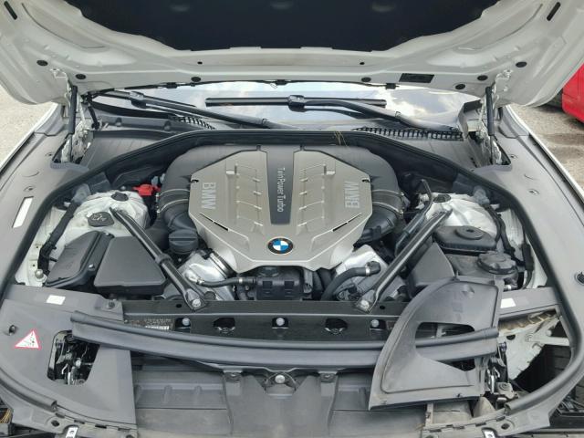 WBAKA8C57BCY37225 - 2011 BMW ALPINA B7 თეთრი ფოტო 7