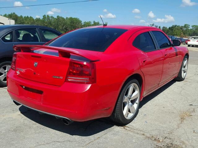 2B3KA73W08H198134 - 2008 DODGE CHARGER SR RED photo 4