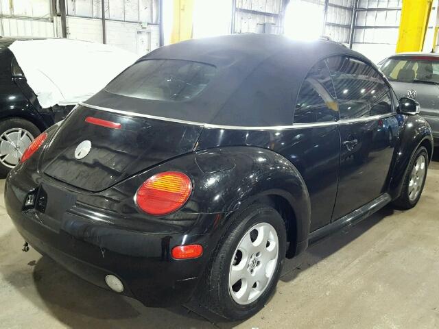 3VWCK21YX3M307536 - 2003 VOLKSWAGEN NEW BEETLE 黑色 照片 4