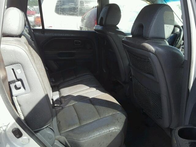 5FNYF28756B030118 - 2006 HONDA PILOT SILVER photo 6