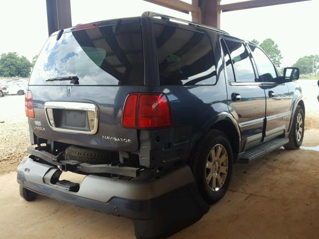 5LMFU27RX3LJ18812 - 2003 LINCOLN NAVIGATOR Blau Foto 4