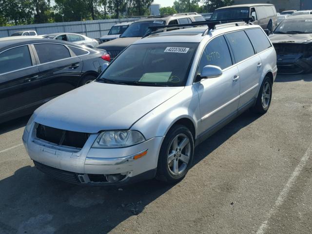 WVWWH63B94E183846 - 2004 VOLKSWAGEN PASSAT GLX SILVER photo 2