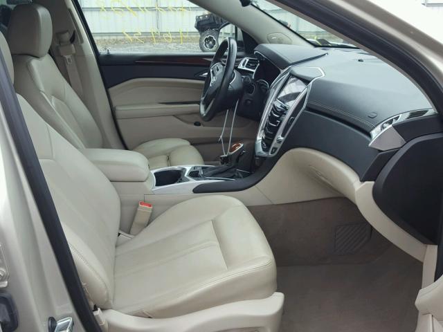 3GYFNHE33DS641780 - 2013 CADILLAC SRX PERFOR BEIGE photo 5