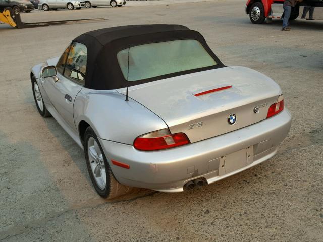 WBACH9341YLG18897 - 2000 BMW Z3 2.3 SILVER photo 3