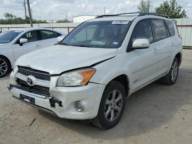 JTMYF4DV1A5015996 - 2010 TOYOTA RAV4 WHITE photo 2