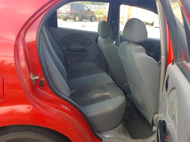 KL1TD52615B337988 - 2005 CHEVROLET AVEO BASE Қызыл фото 6