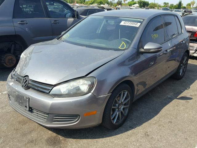 WVWDB7AJ4DW134427 - 2013 VOLKSWAGEN GOLF GRAY photo 2
