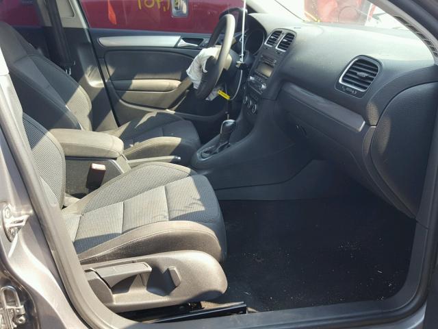 WVWDB7AJ4DW134427 - 2013 VOLKSWAGEN GOLF GRAY photo 5