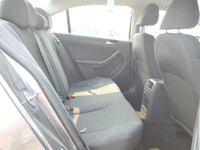 3VW2K7AJ2FM262575 - 2015 VOLKSWAGEN JETTA BASE 灰色 照片 6