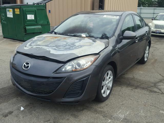 JM1BL1VF3B1467624 - 2011 MAZDA 3 I GRAY photo 2