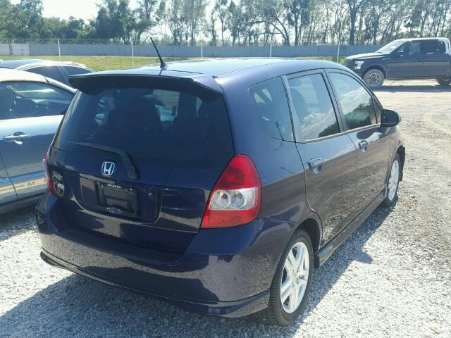 JHMGD38618S032547 - 2008 HONDA FIT SPORT PURPLE photo 4