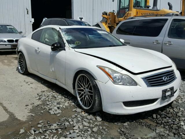 JN1CV6EL2AM151066 - 2010 INFINITI G37 WHITE photo 1