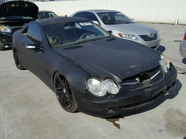 WDBSK75F64F086439 - 2004 MERCEDES-BENZ SL 500 BLACK photo 1