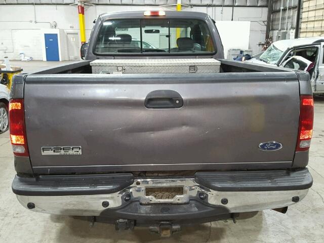 1FTSX21526EA53983 - 2006 FORD F250 SUPER GRAY photo 9