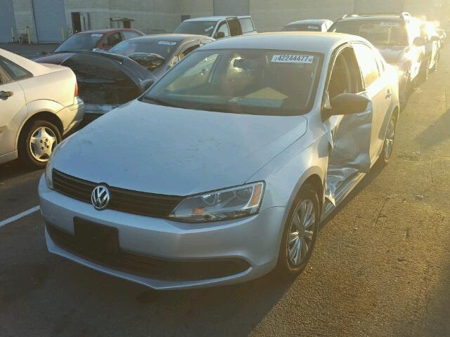 3VW2K7AJ2EM234385 - 2014 VOLKSWAGEN JETTA BASE 银色 照片 2