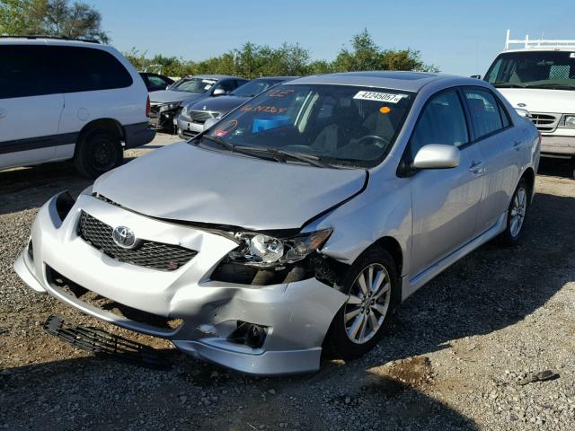 1NXBU4EE8AZ347364 - 2010 TOYOTA COROLLA BA SILVER photo 2