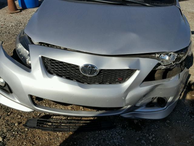 1NXBU4EE8AZ347364 - 2010 TOYOTA COROLLA BA SILVER photo 9