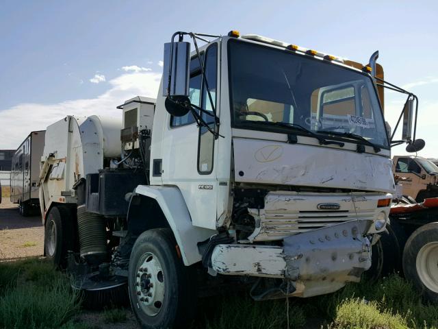 1FVAB6BVX4DN04424 - 2004 FREIGHTLINER HC CARGO H WHITE photo 1