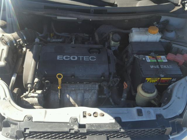 KL1TD5DE6AB119690 - 2010 CHEVROLET AVEO LS SILVER photo 7