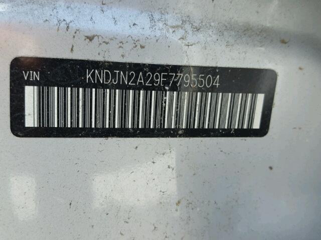 KNDJN2A29F7795504 - 2015 KIA SOUL SILVER photo 10