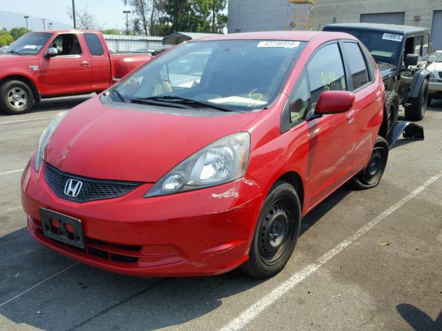 JHMGE8H33DC054179 - 2013 HONDA FIT RED photo 2