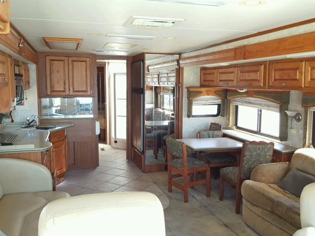 1RF43464262039771 - 2006 ROADMASTER RAIL MONOCOQUE GREEN photo 9