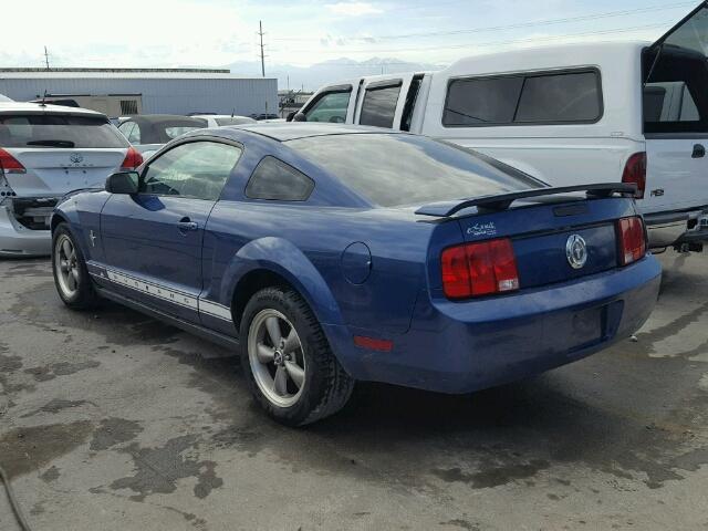 1ZVFT80N665204421 - 2006 FORD MUSTANG BLUE photo 3