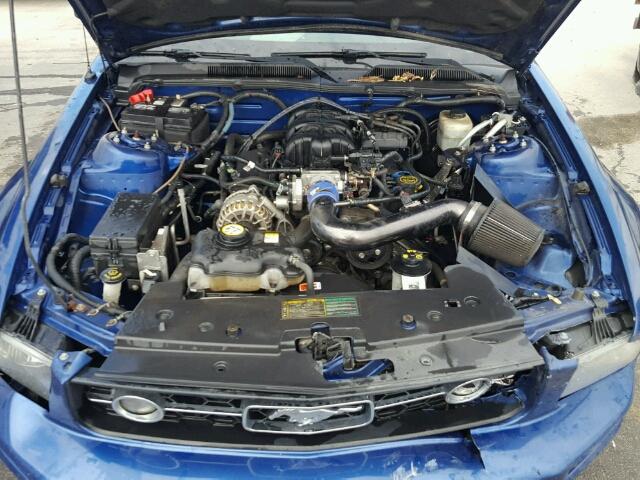 1ZVFT80N665204421 - 2006 FORD MUSTANG BLUE photo 7