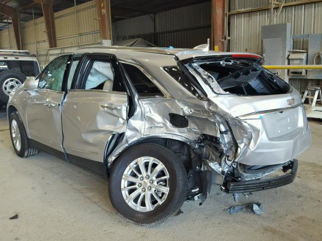 1GYKNARS4JZ228661 - 2018 CADILLAC XT5 SILVER photo 3