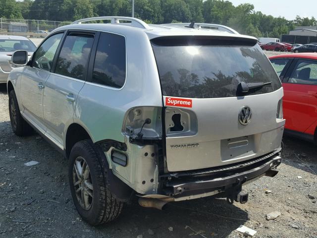 WVGBE77L68D057807 - 2008 VOLKSWAGEN TOUAREG 2 SILVER photo 3