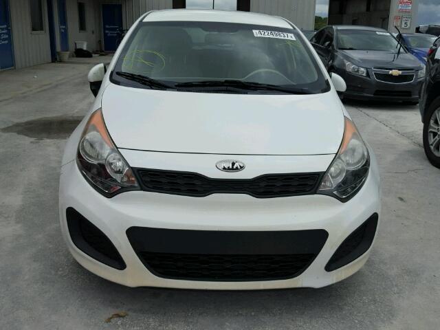 KNADM5A30C6069751 - 2012 KIA RIO LX WHITE photo 9