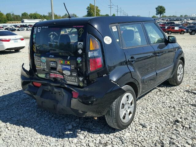 KNDJT2A13B7237932 - 2011 KIA SOUL BLACK photo 4