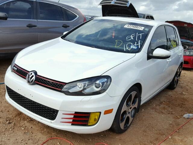 WVWHV7AJ6BW258463 - 2011 VOLKSWAGEN GTI WHITE photo 2