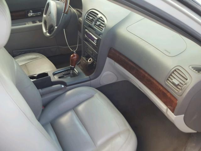 1LNHM87A7YY782603 - 2000 LINCOLN LS ვერცხლისფერი ფოტო 5
