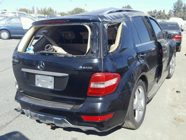 4JGBB7CB5AA612694 - 2010 MERCEDES-BENZ ML 550 4MA BLACK photo 4