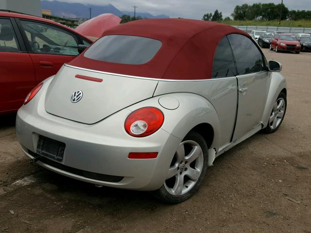 3VWSF31YX9M409840 - 2009 VOLKSWAGEN NEW BEETLE Gümüş foto 4
