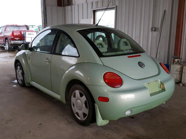 3VWCB21C61M446208 - 2001 VOLKSWAGEN NEW BEETLE 绿色 照片 3