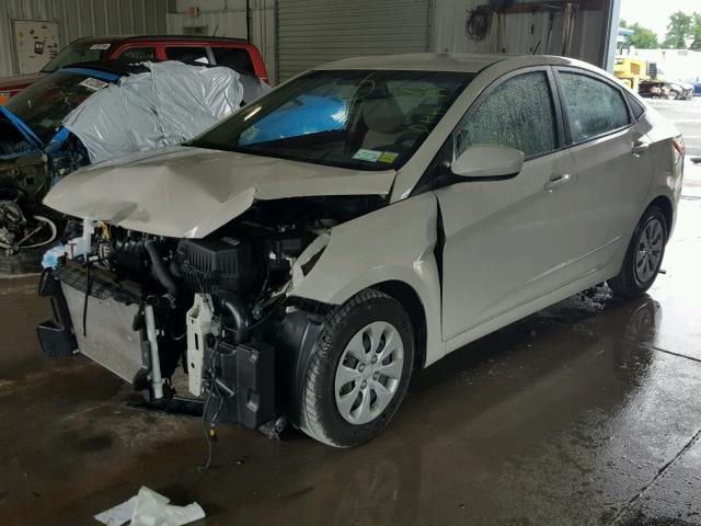 KMHCT4AE5GU122678 - 2016 HYUNDAI ACCENT SE TAN photo 2