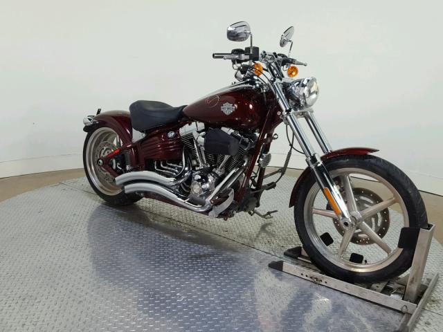 1HD1JK51X9Y025726 - 2009 HARLEY-DAVIDSON FXCWC RED photo 2