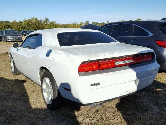 2C3CDYAG4EH285806 - 2014 DODGE CHALLENGER WHITE photo 3