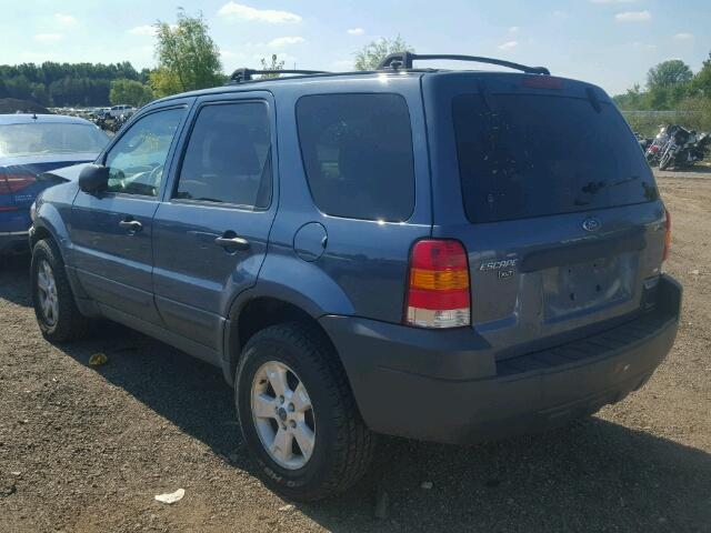 1FMYU03165KA61890 - 2005 FORD ESCAPE XLT BLUE photo 3