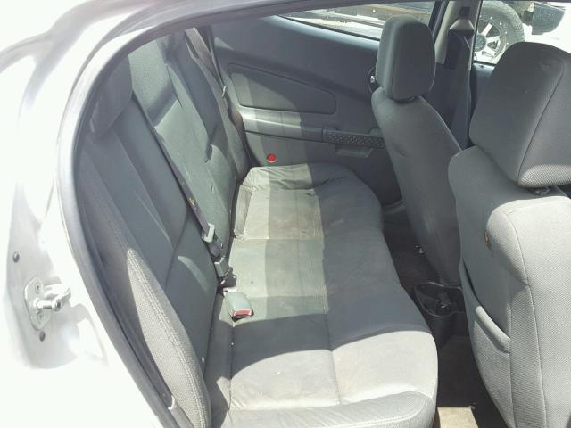 2G2WP522551165057 - 2005 PONTIAC GRAND PRIX SILVER photo 6